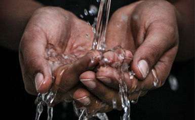 hand-holding-water